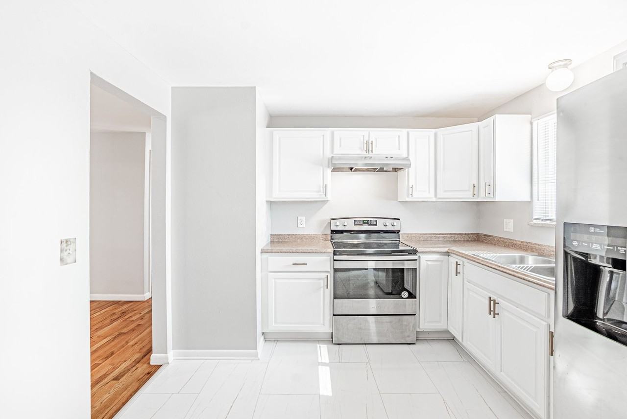 7002 Quay St - Photo 5 of 29