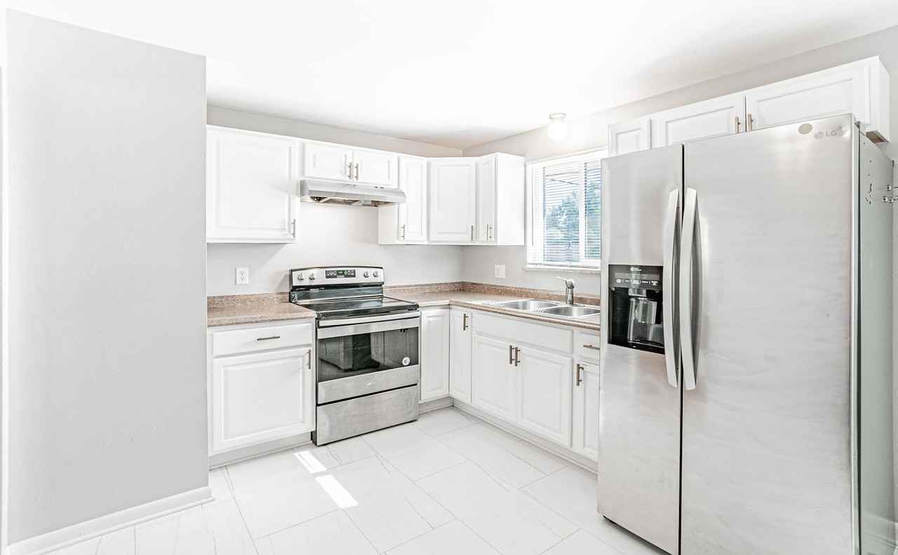 7002 Quay St - Photo 6 of 29