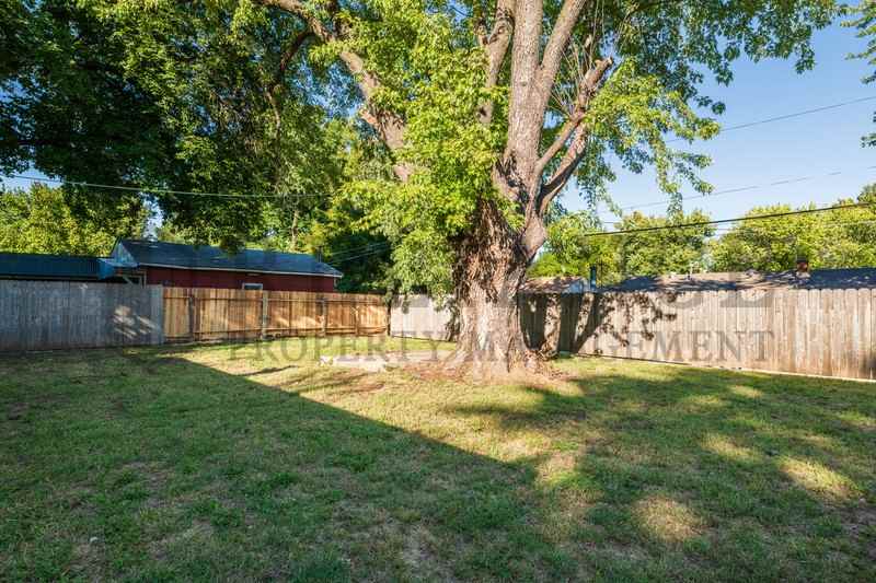 1932 S Battin St - Photo 6 of 25