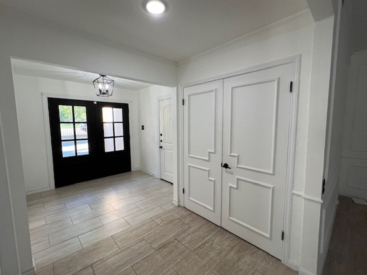 2019 Clark Blvd - Photo 3 of 24