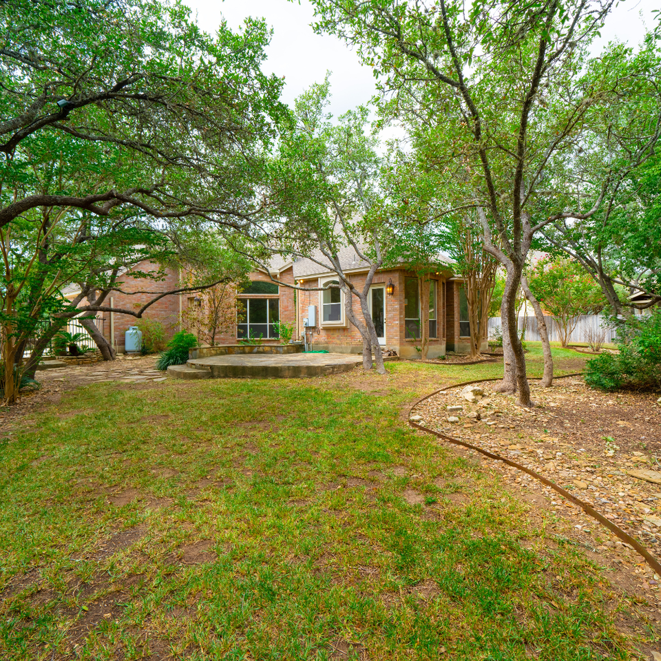 7523 Steeple Dr - Photo 2 of 29