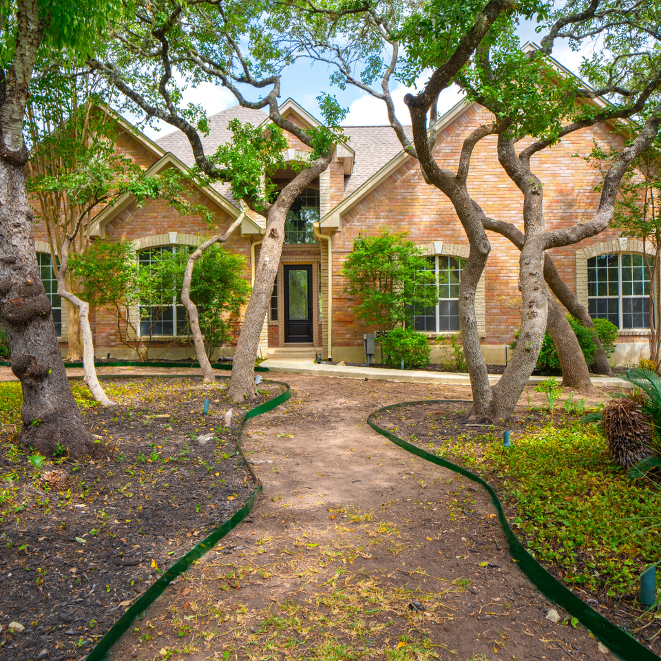 7523 Steeple Dr - Photo 4 of 29