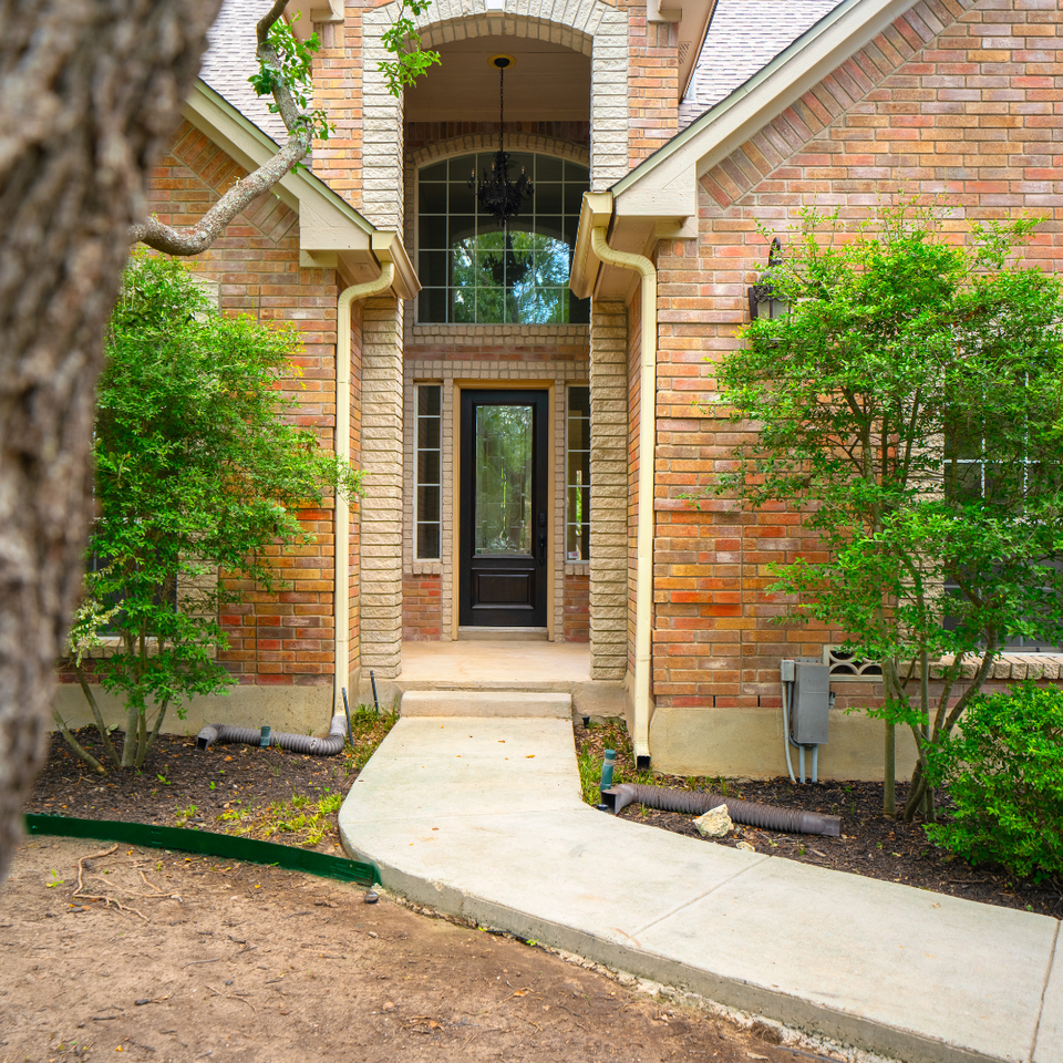 7523 Steeple Dr - Photo 6 of 29