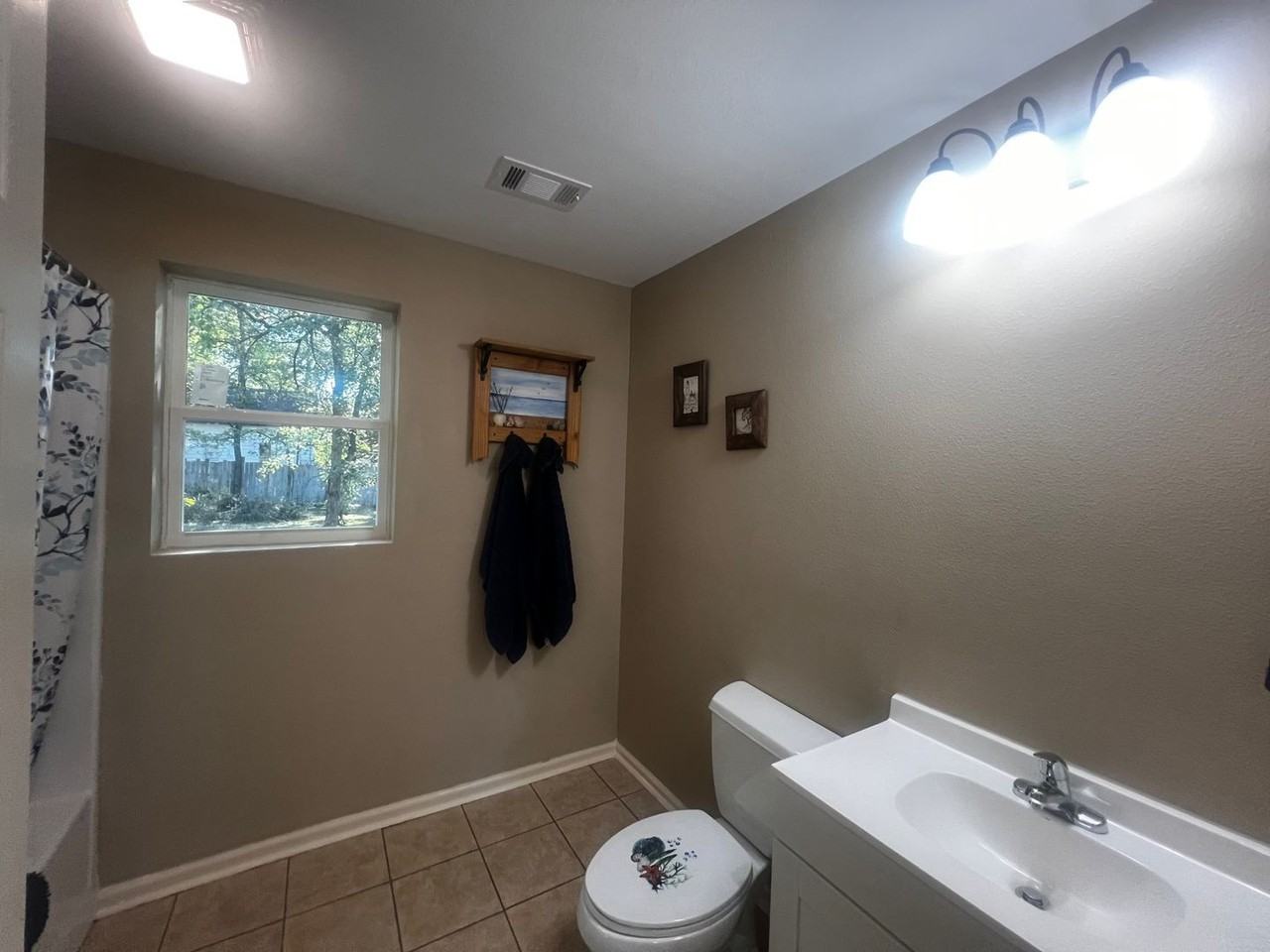 300 Gardner St - Photo 7 of 13