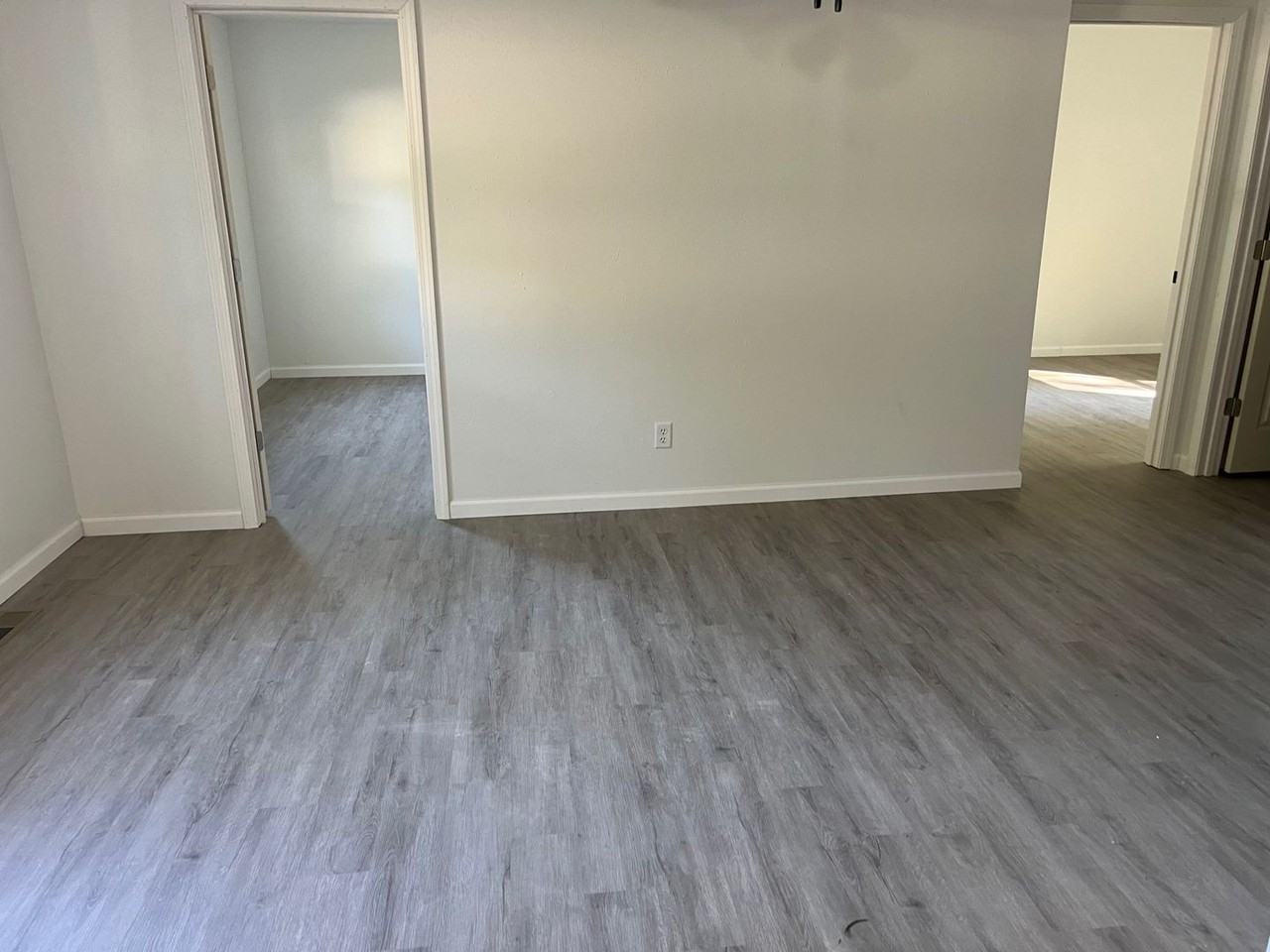 500 Woodland Dr - Photo 3 of 10
