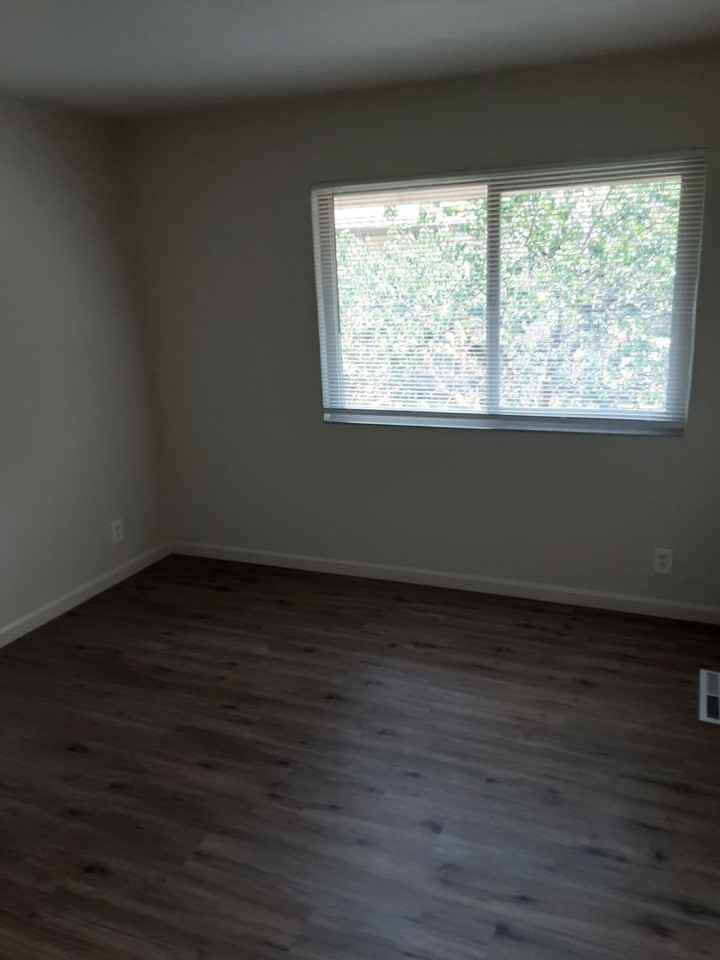 1893 Countrywood Ct - Photo 3 of 31