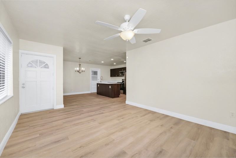 1133 Linton Ct - Photo 3 of 7