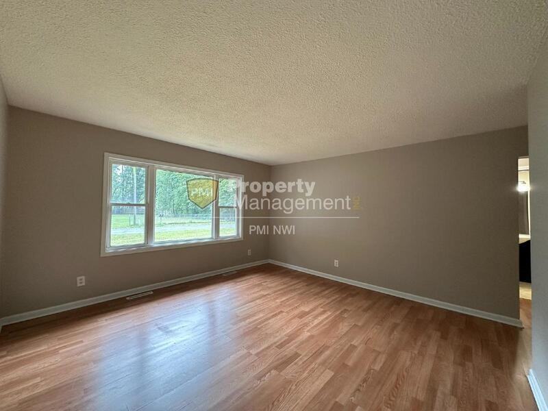 5056 Lexington Ave - Photo 3 of 13