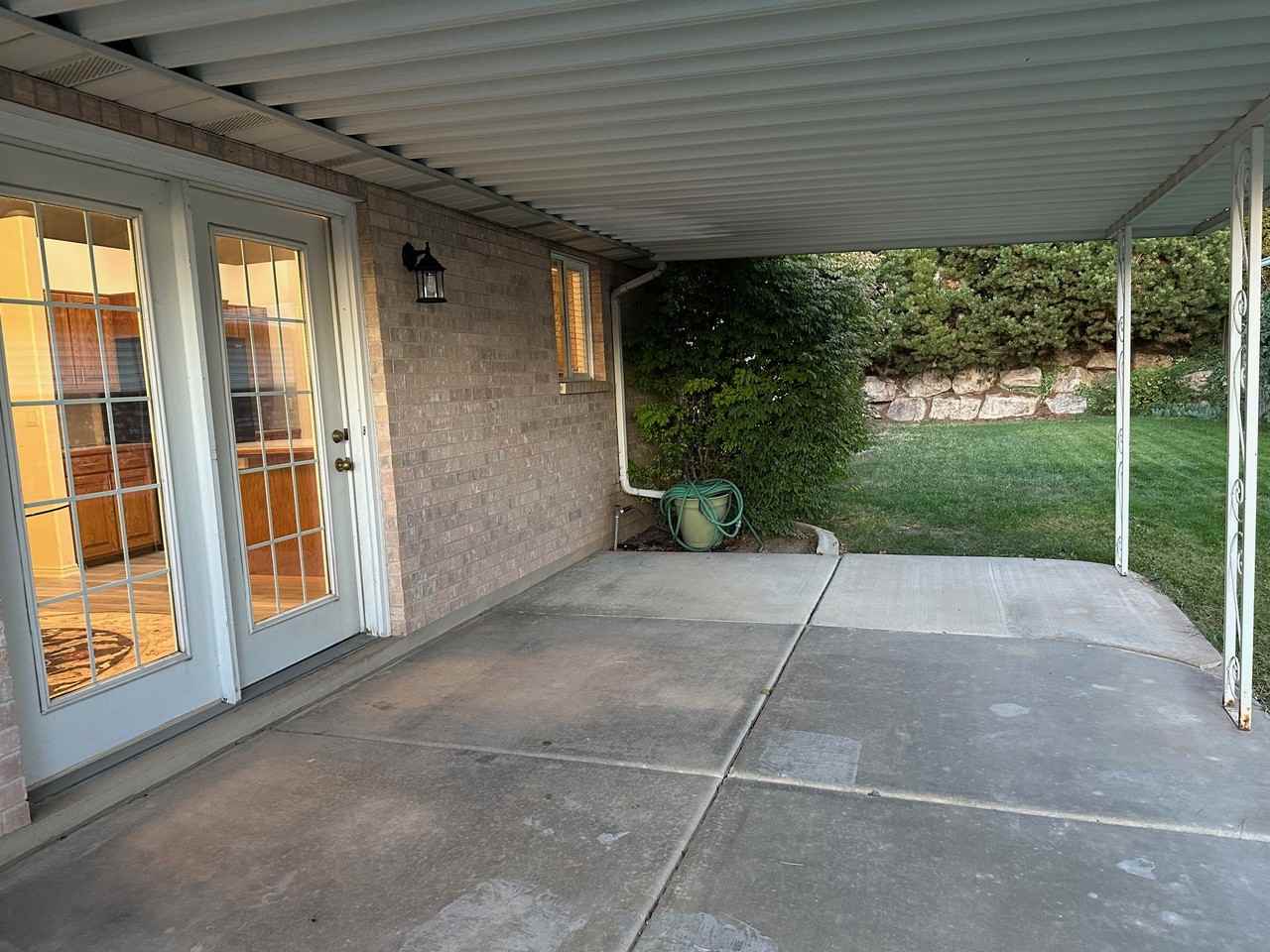 4128 S 950 E - Photo 3 of 16