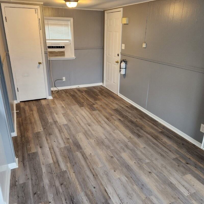 1402 Willis Ave #5 - Photo 2 of 50