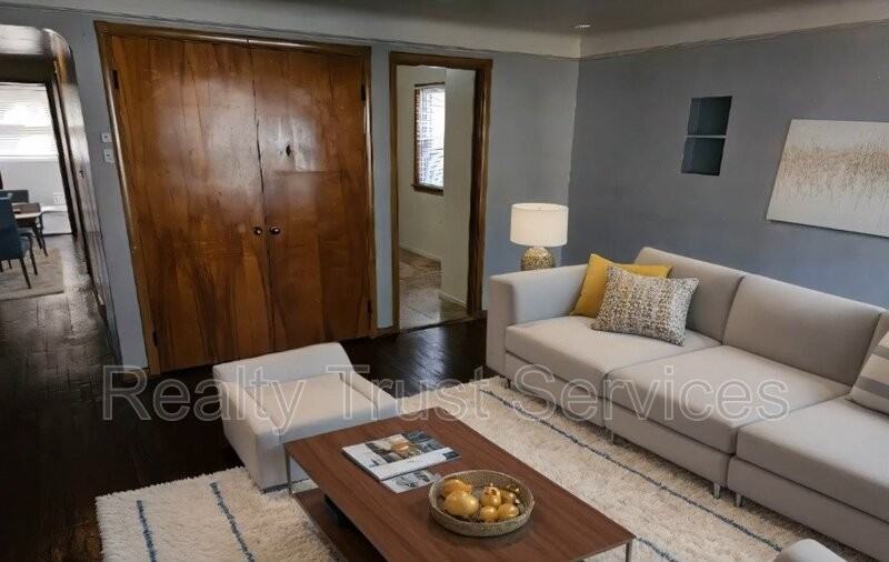 3317 W 119th St #D - Photo 2 of 12