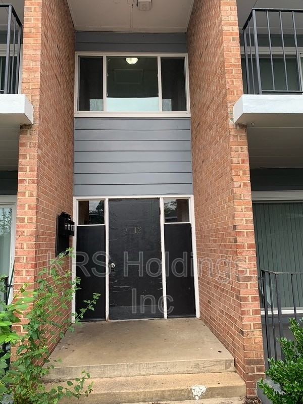 1700 The Carlisle Apartments #26 - Photo 2 of 13