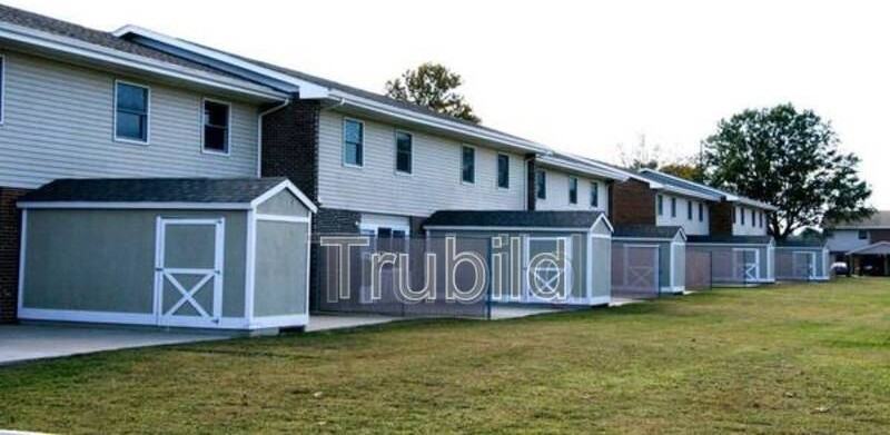 275 Gulfstream Dr - Photo 2 of 9