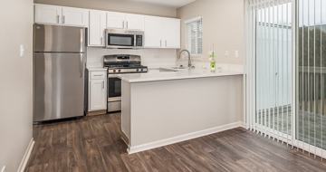 featured image of 5389 Lezlie Ln