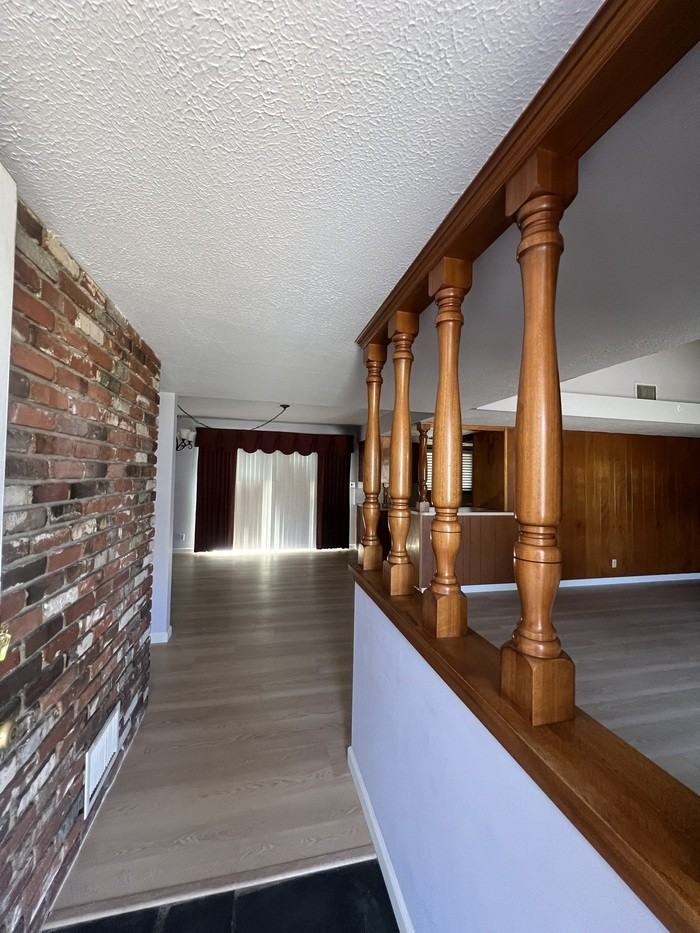 9068 Cedar St - Photo 2 of 23