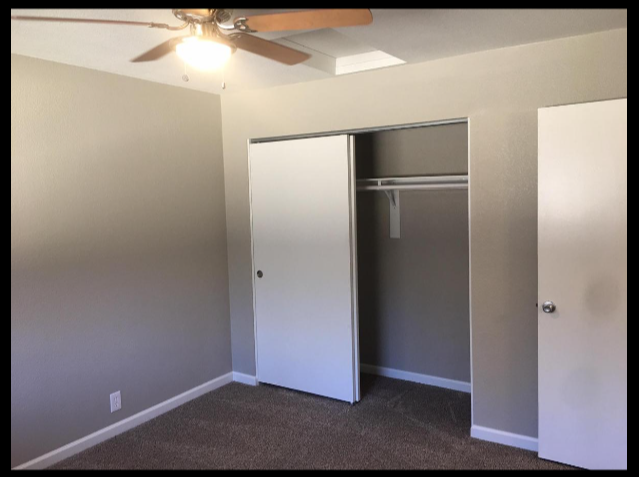 2660 Woodridge Ct #14 - Photo 3 of 6