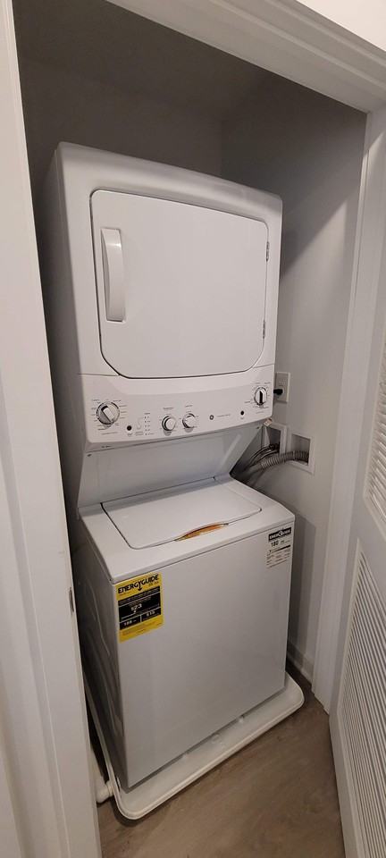 25 Pennsylvania Ave #105 - Photo 2 of 20