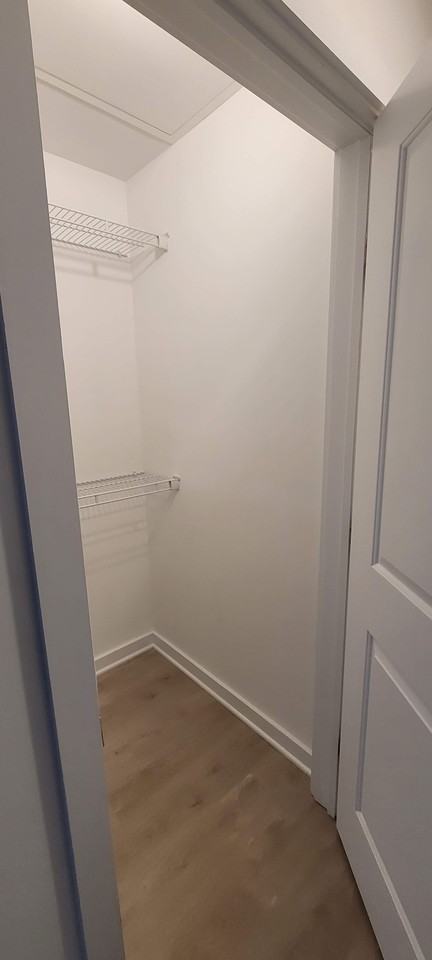 25 Pennsylvania Ave #105 - Photo 3 of 20