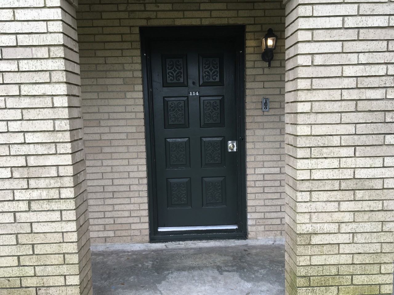 204 Post Oak Blvd #114