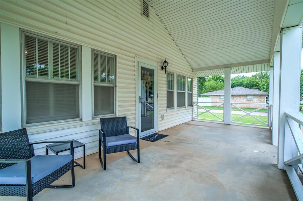 601 Sw 4th St #NA - Photo 3 of 14