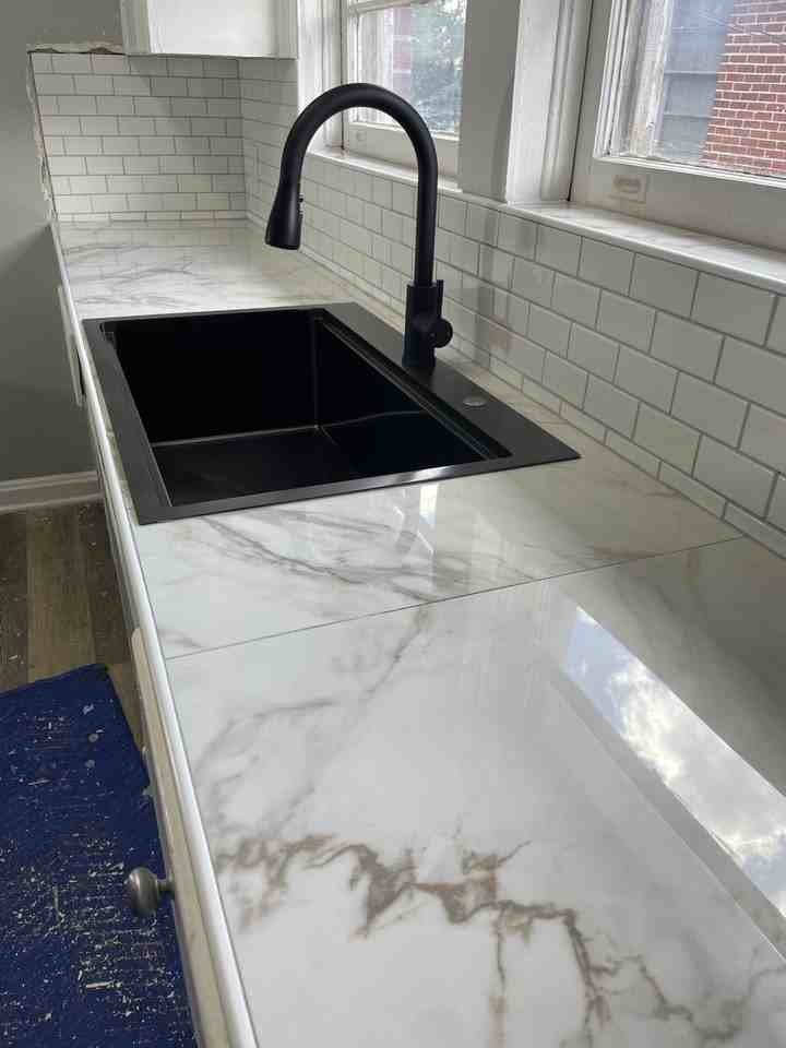 2338 Oak St #4 - Photo 5 of 31