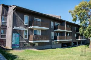 featured image of 1431 37 St Sw