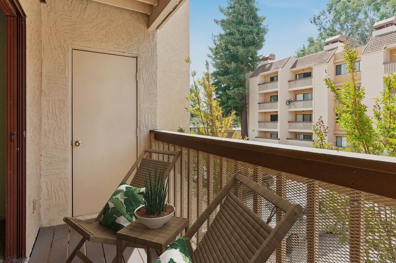 WOODSIDE - Photo 3 of 16