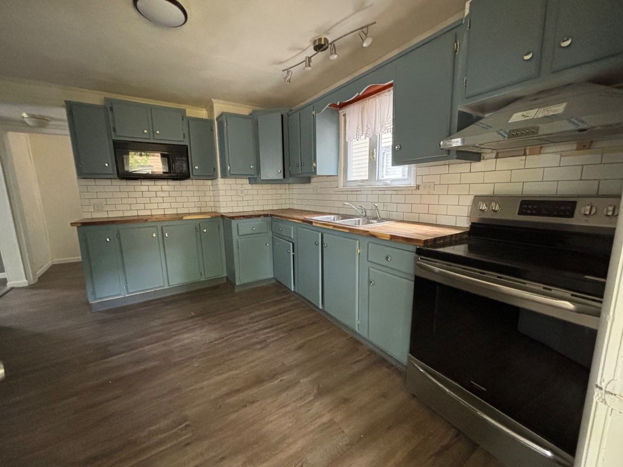 88 Garson Ave - Photo 3 of 8