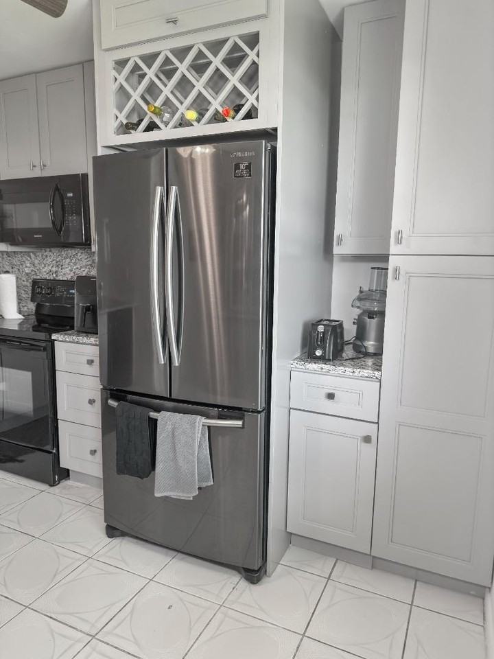 55 SE 14th St, Boca Raton, FL 33432 - Photo 2 of 10