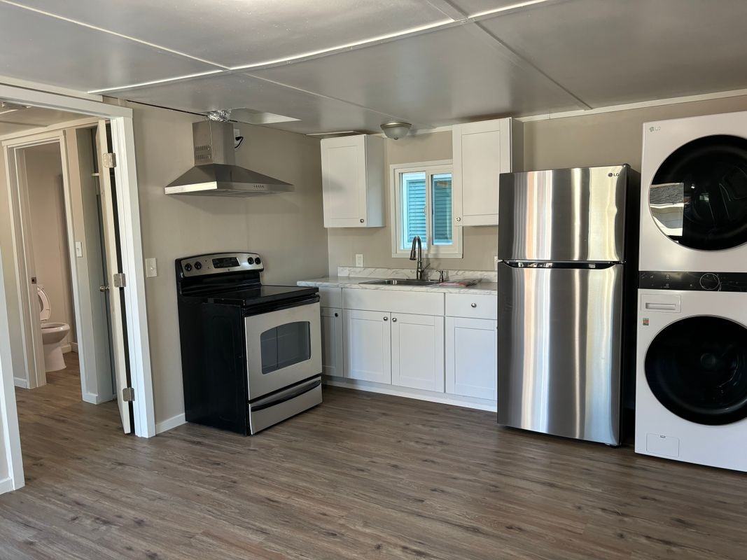 1723 Lucerne Ave - Photo 3 of 6