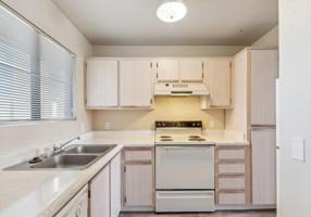 featured image of 3050 Hualapai Mountain Rd