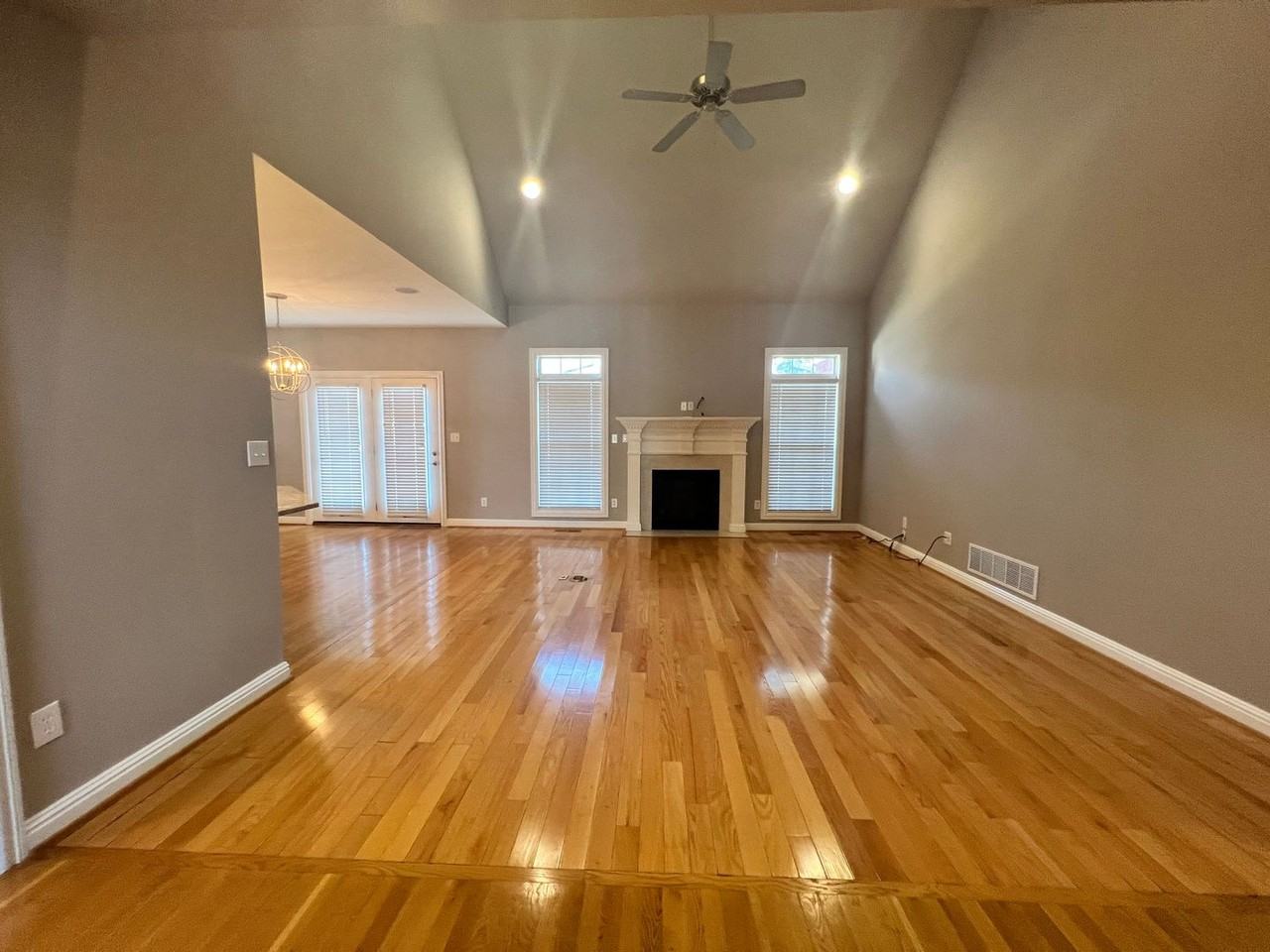 14404 Academy View Ct - Photo 3 of 44