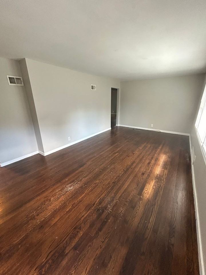 8345 Douglas Ave - Photo 3 of 16