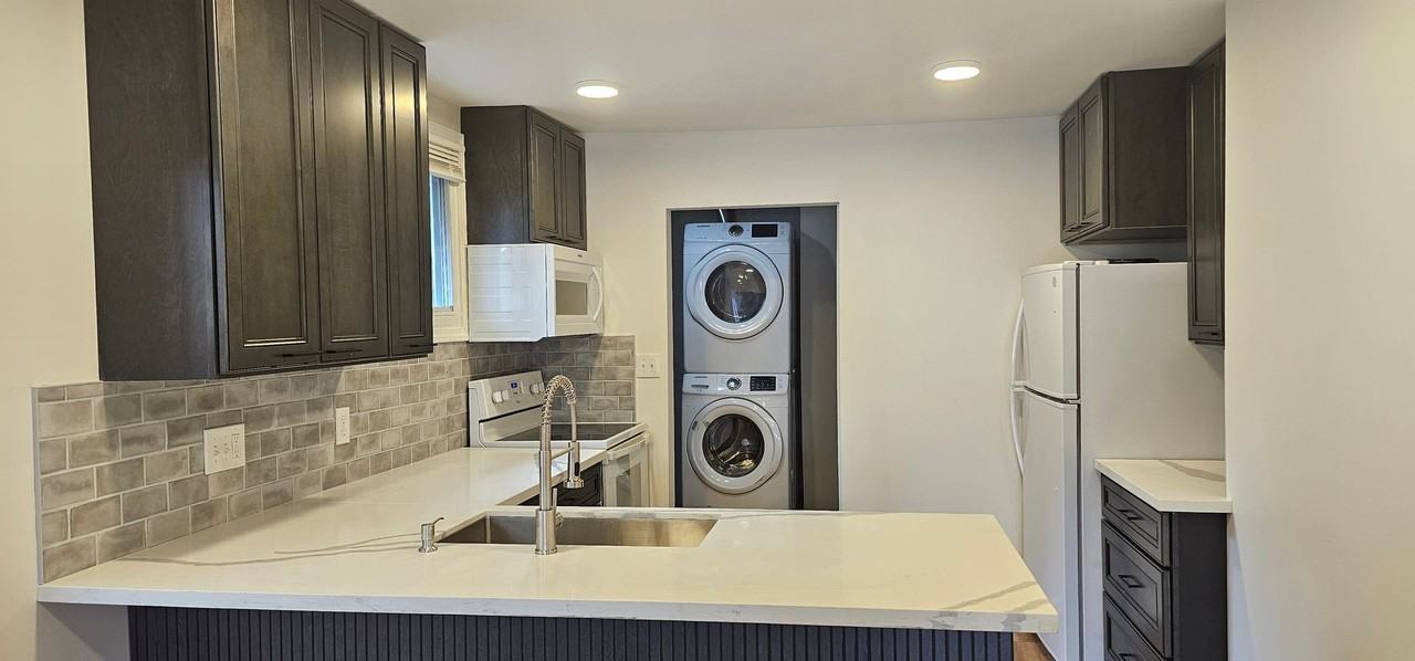 2027 E 10 Mile Rd - Photo 4 of 16