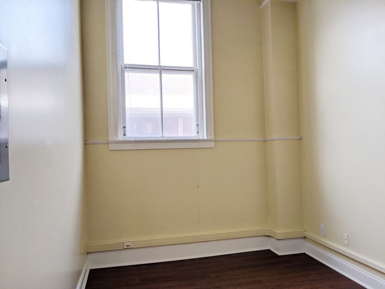 Redmen - Residential - Photo 6 of 27