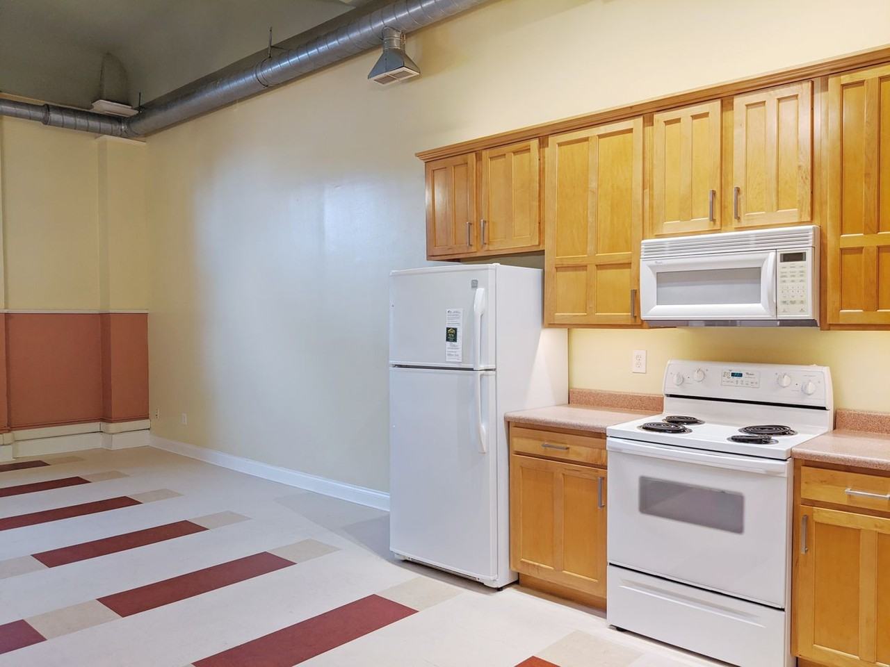 Redmen - Residential - Photo 2 of 21