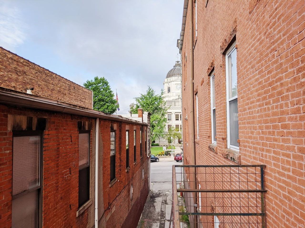 Redmen - Residential - Photo 5 of 21