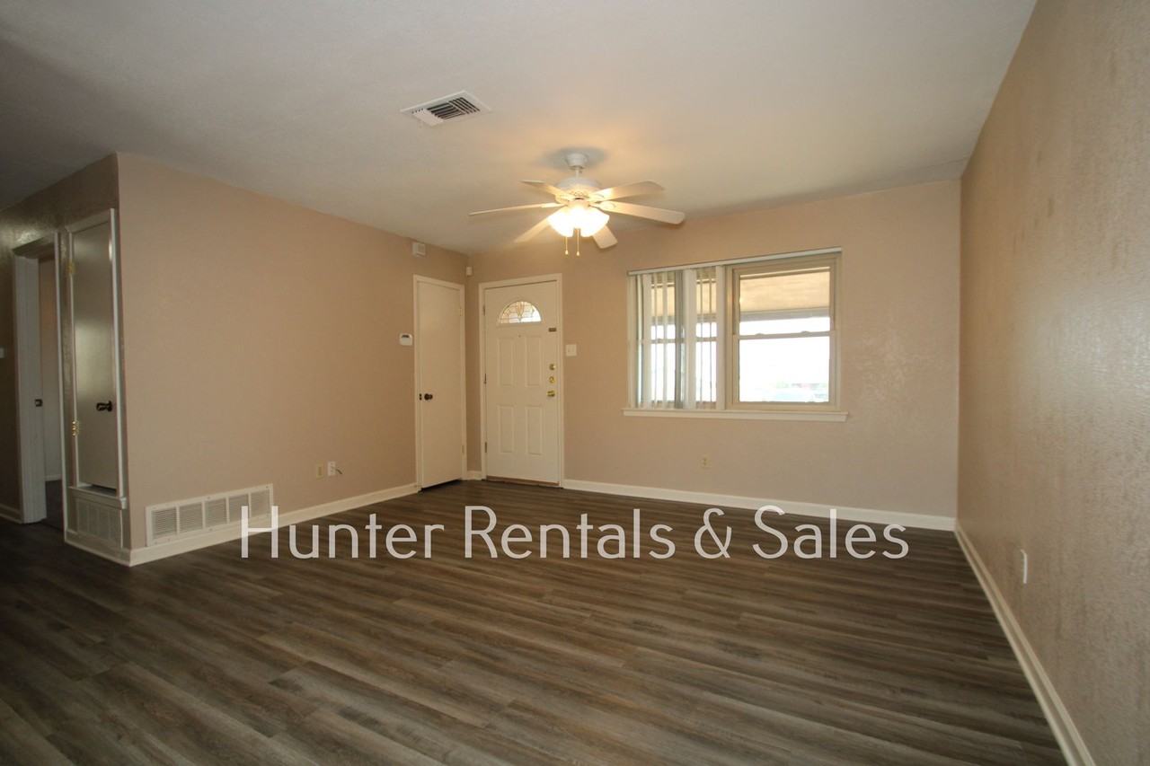 2711 Mountain Ave - Photo 6 of 27