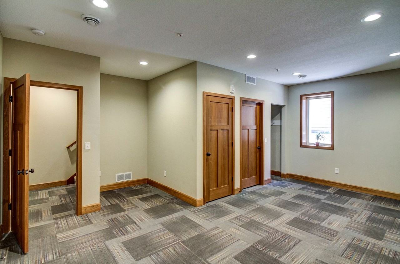 1208 Como Ave SE - Photo 4 of 13