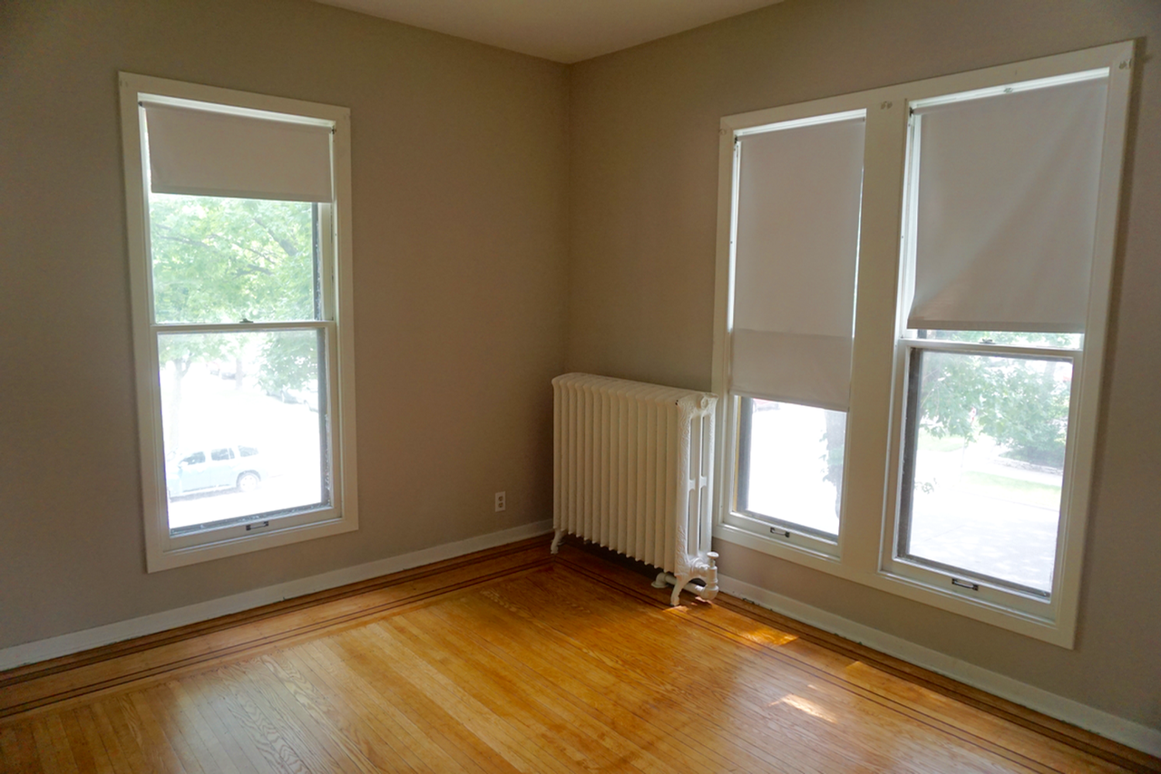 629 6th St SE - Photo 7 of 17