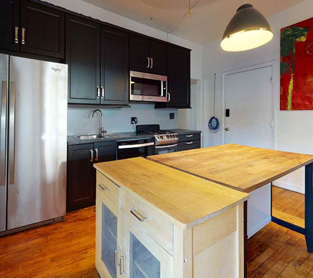 1409 5th St SE - Photo 2 of 14