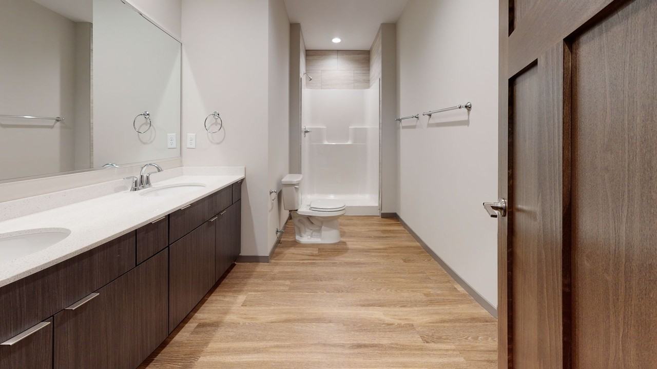 1107 7th St. SE - Photo 5 of 20
