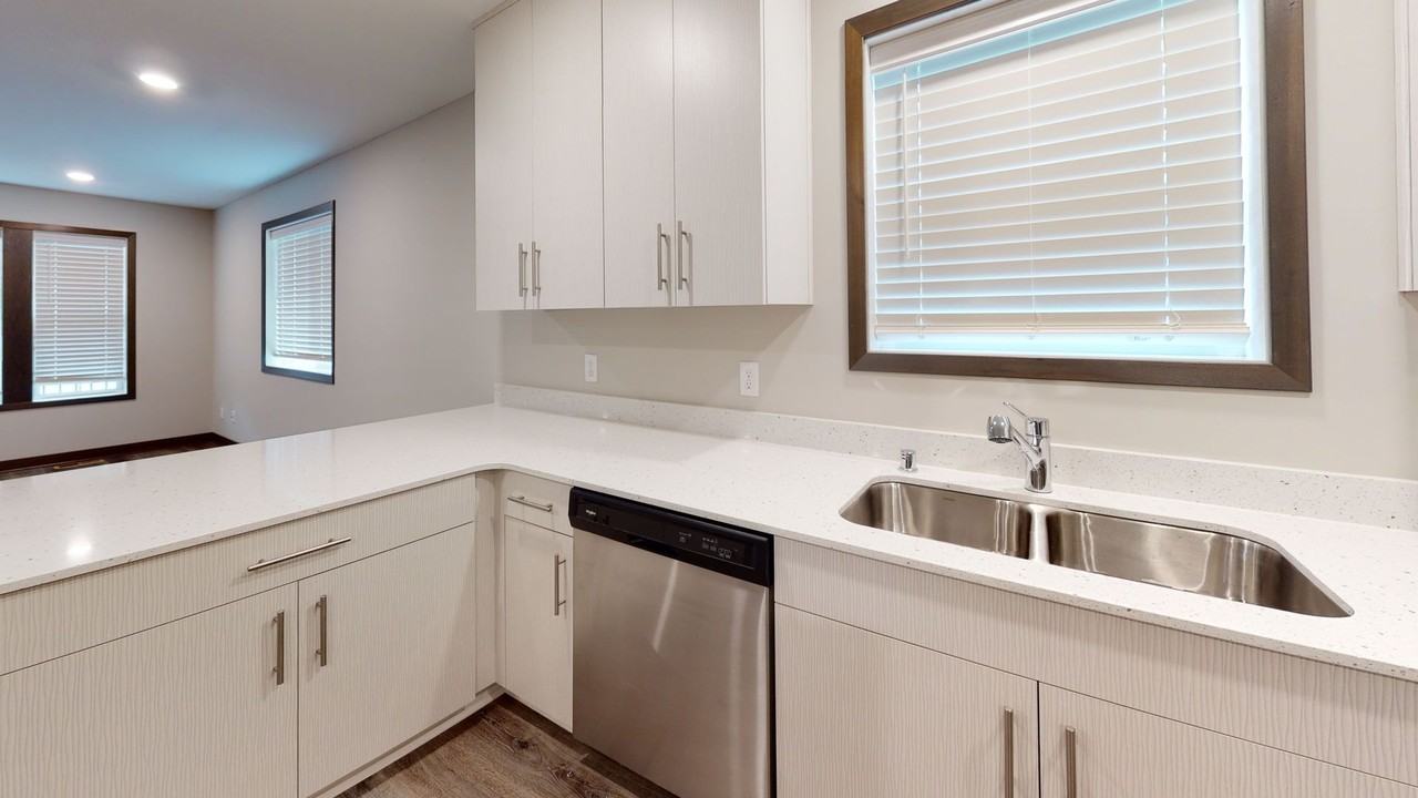 1048 23rd Ave SE Duplex - Photo 2 of 21