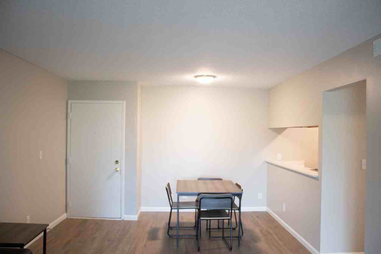 402 S Fifth - Photo 6 of 29