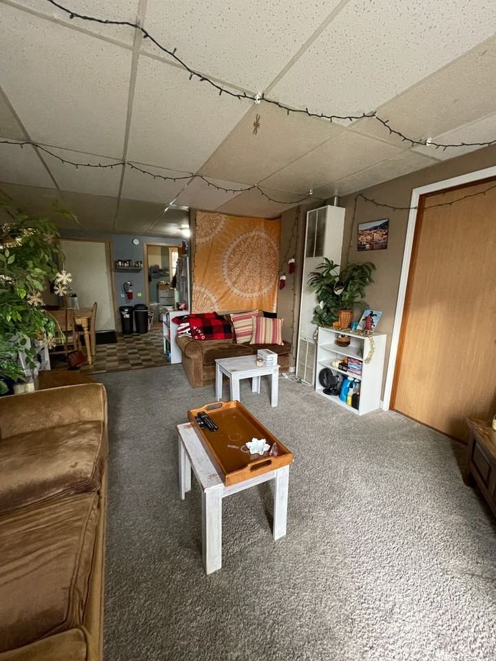 1018 Pine St #1 - Photo 4 of 10