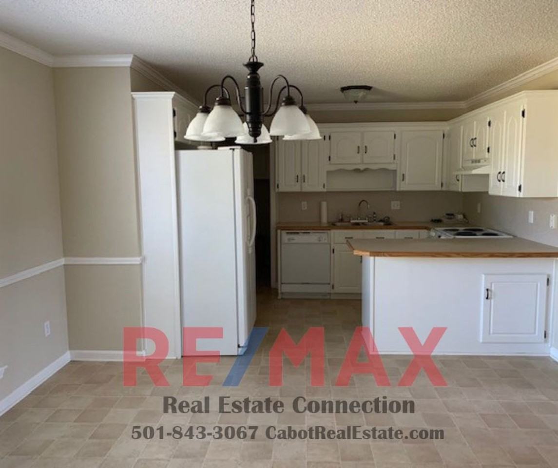 15 Silverado Ct - Photo 5 of 9