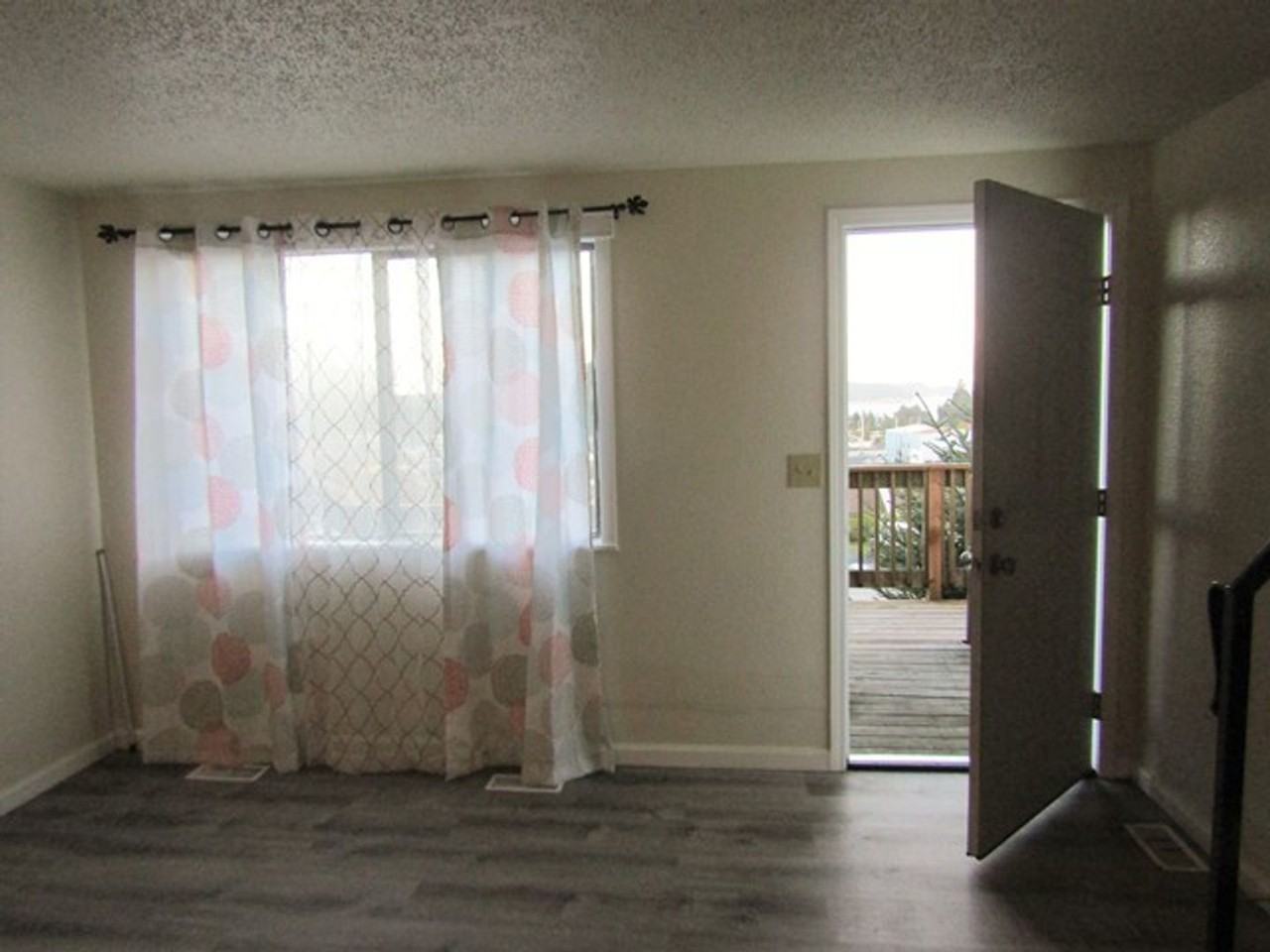 1820F2 Larch St - Photo 2 of 23