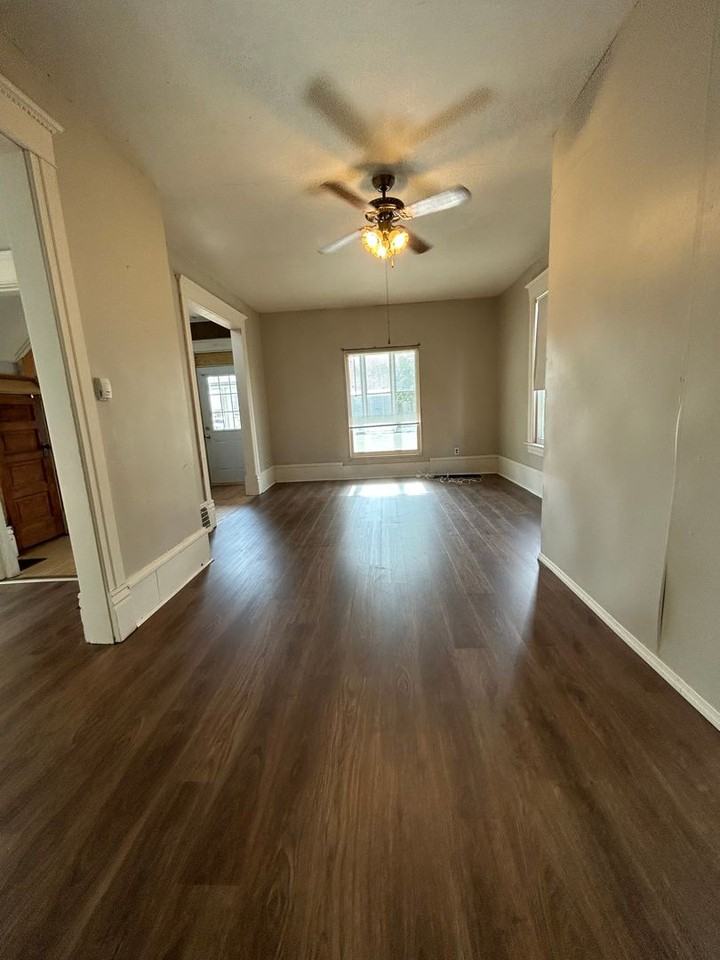 216 16th St S - Photo 6 of 37
