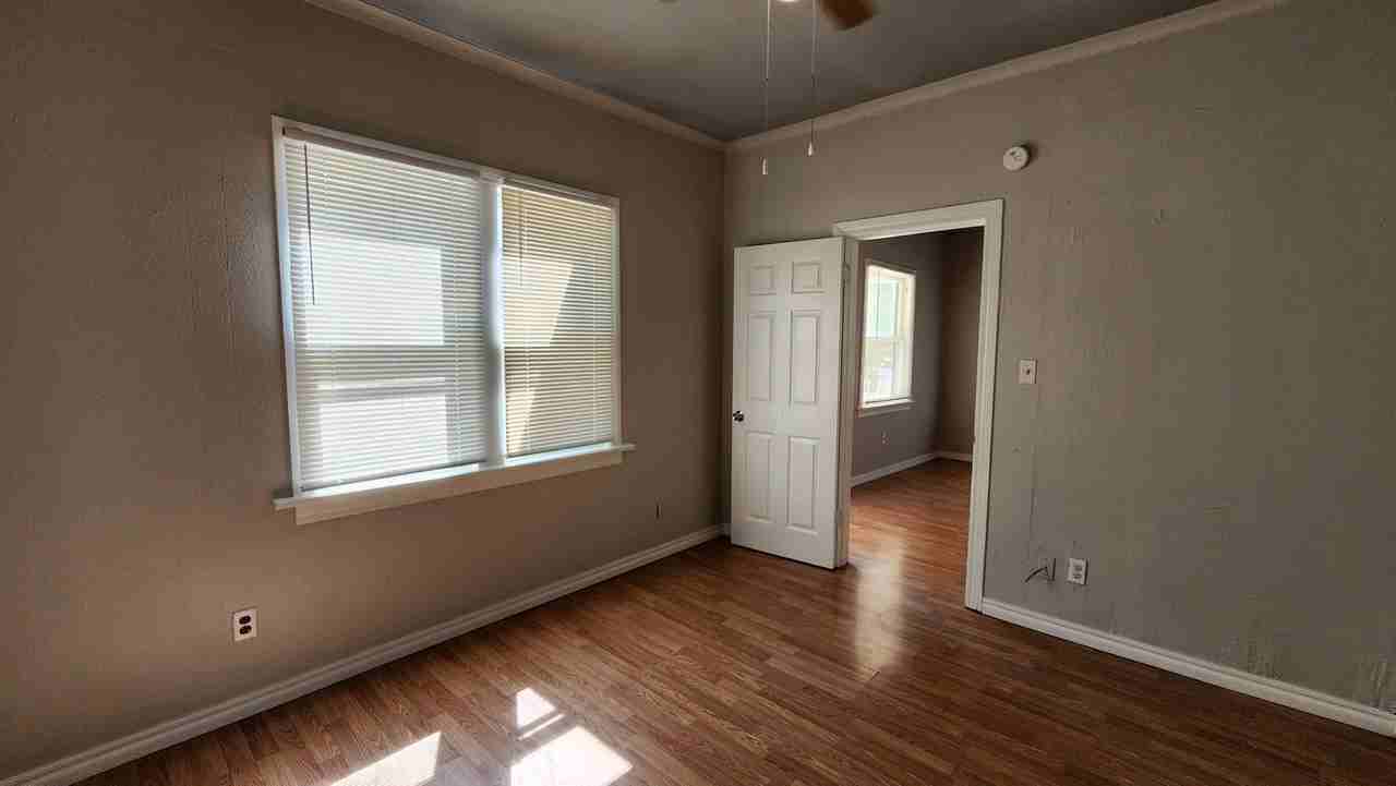 3329 Nw 16th St - Photo 2 of 19