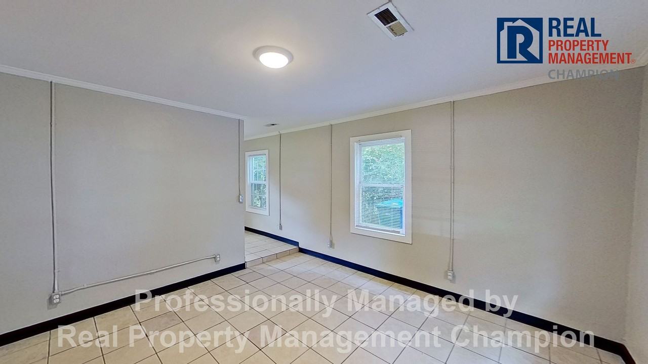 1418 Church St - Photo 2 of 19